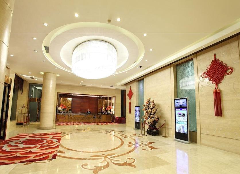 Hall Foto