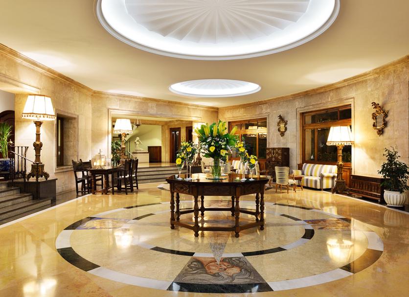 Hall Foto