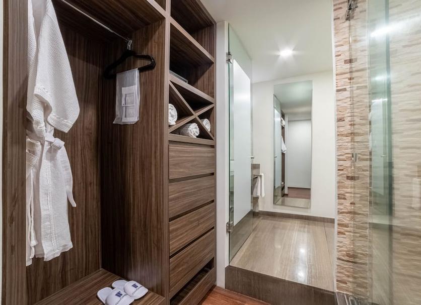 Comodidade do quarto Foto