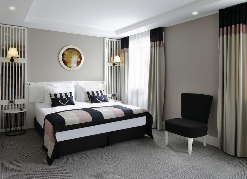 Quarto Foto