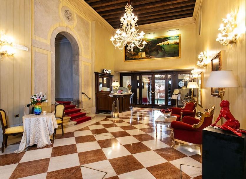 Hall Foto
