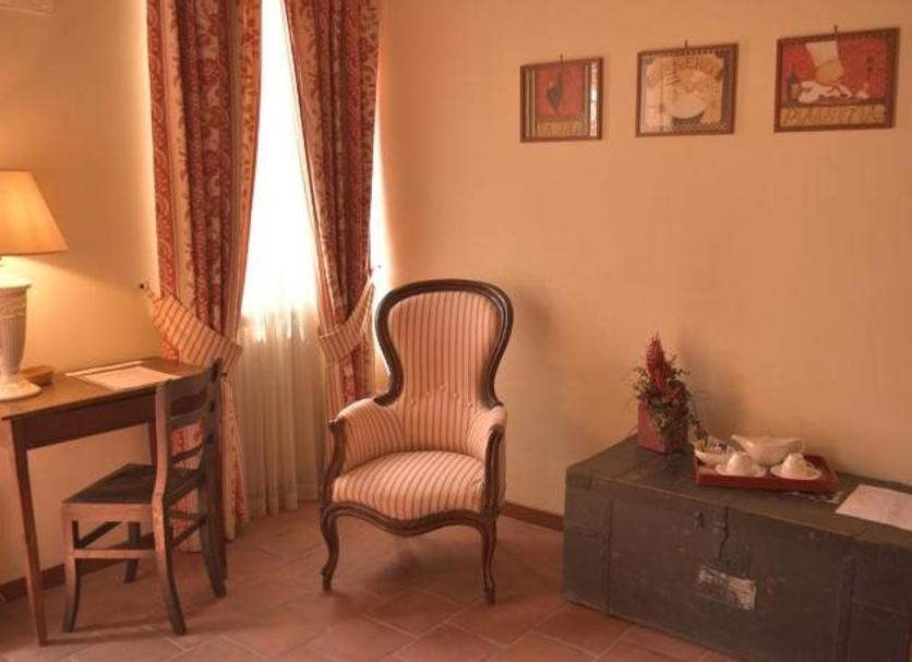 Comodidade do quarto Foto