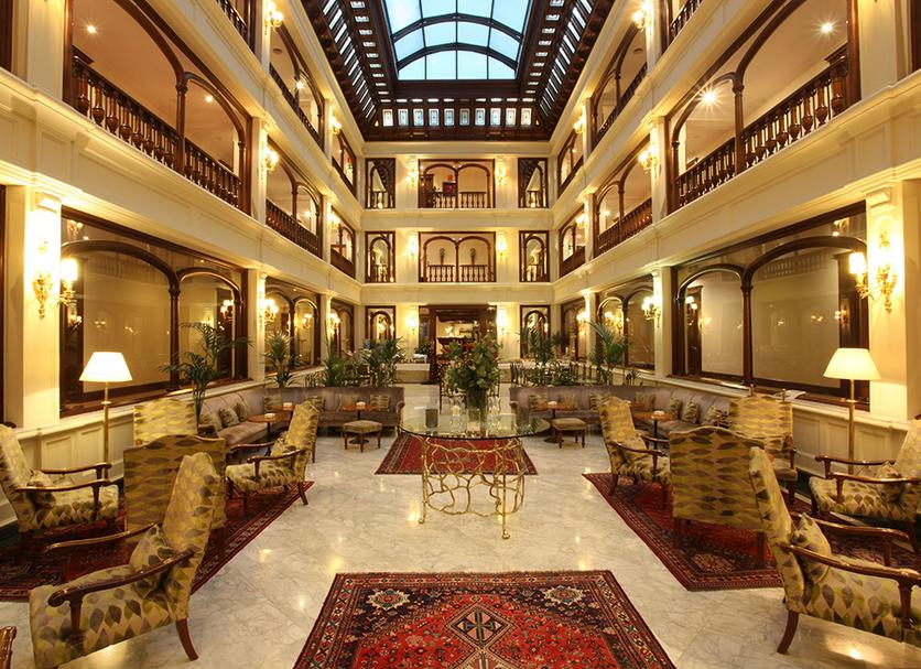 Hall Foto
