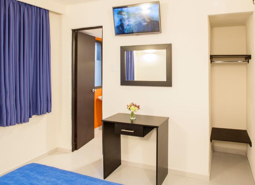 Comodidade do quarto Foto