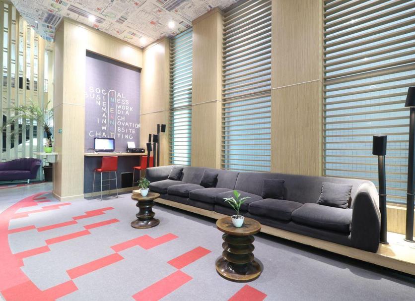 Hall Foto