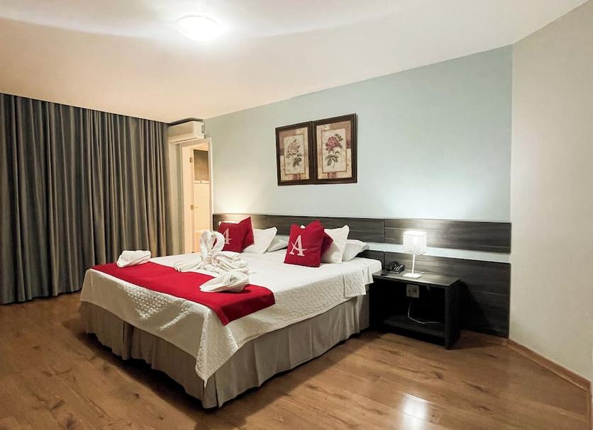 Quarto Foto