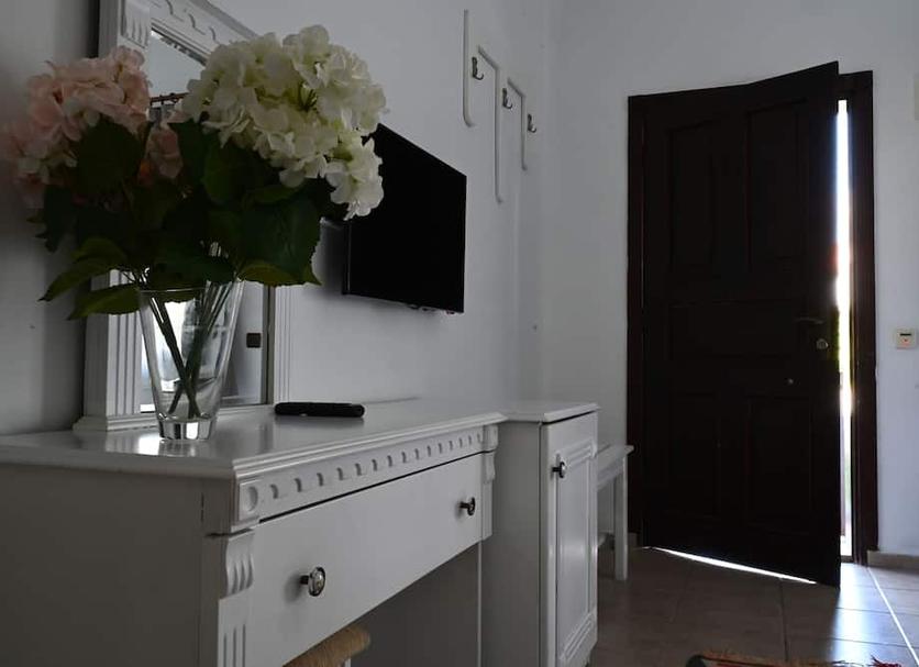 Comodidade do quarto Foto