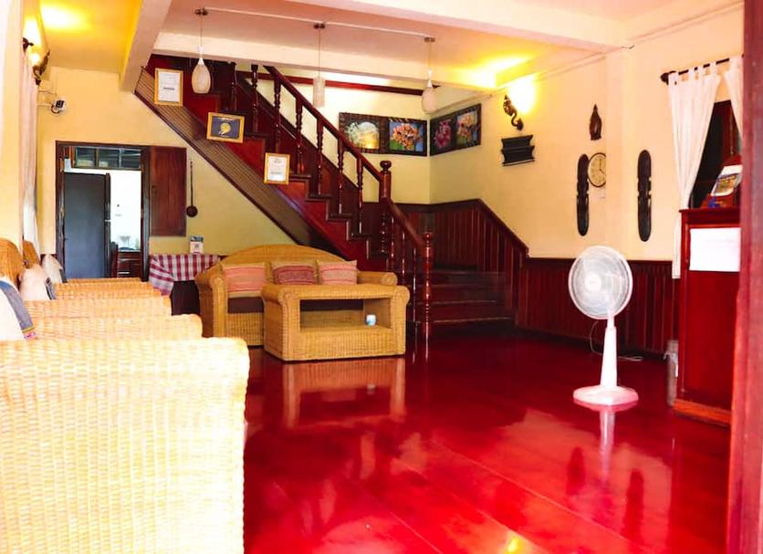 Hall Foto