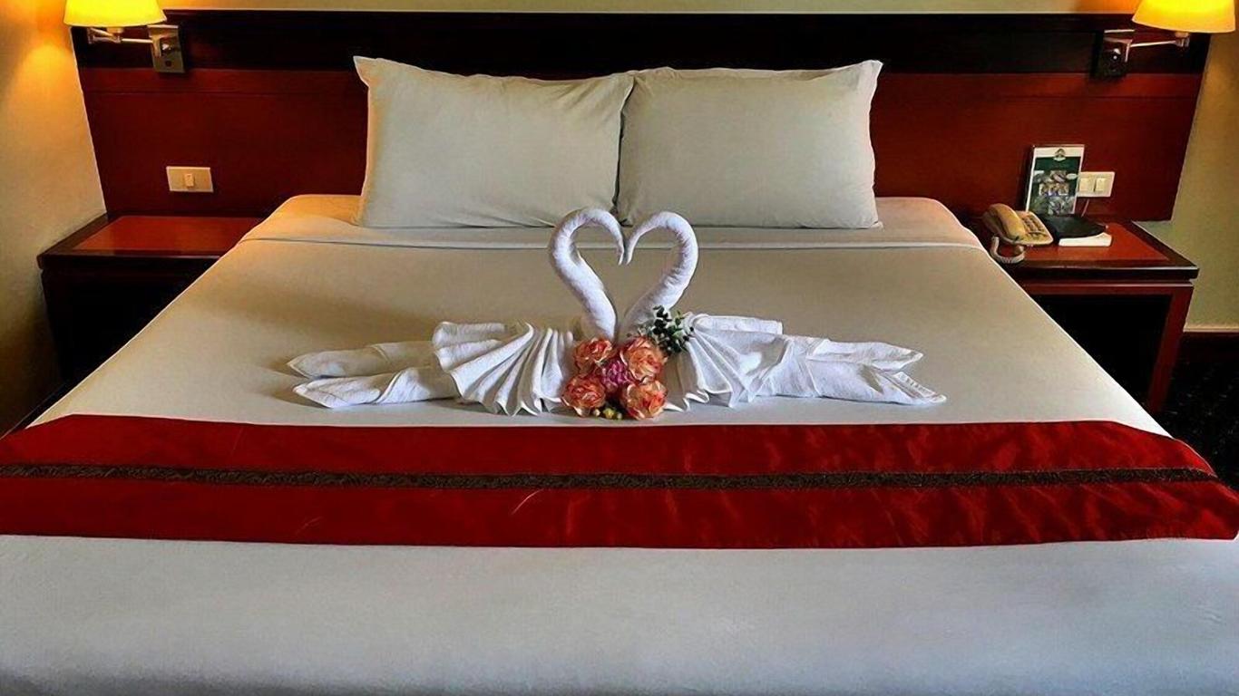 Hadyai Golden Crown Hotel