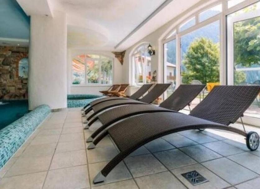 SPA Foto
