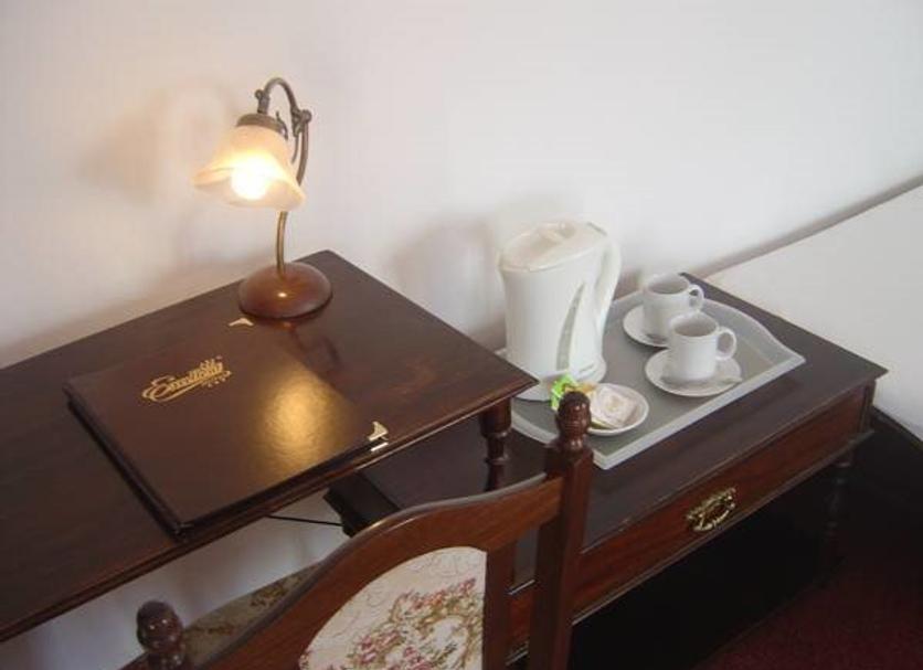 Comodidade do quarto Foto