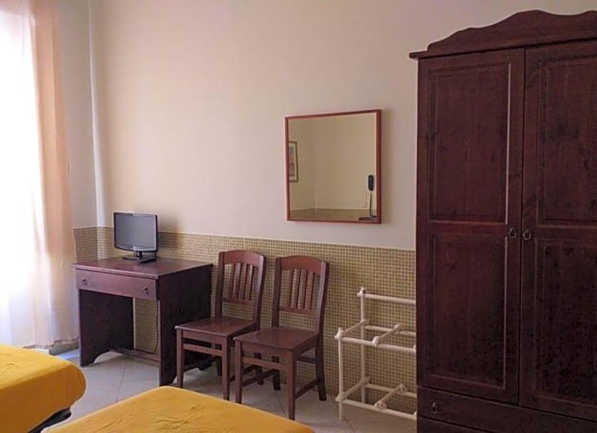 Comodidade do quarto Foto
