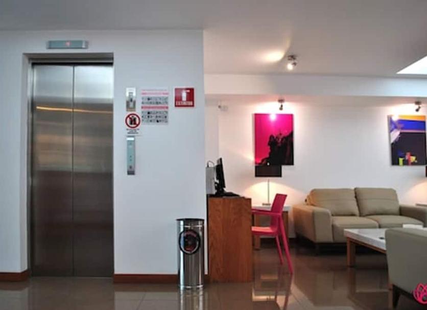 Hall Foto
