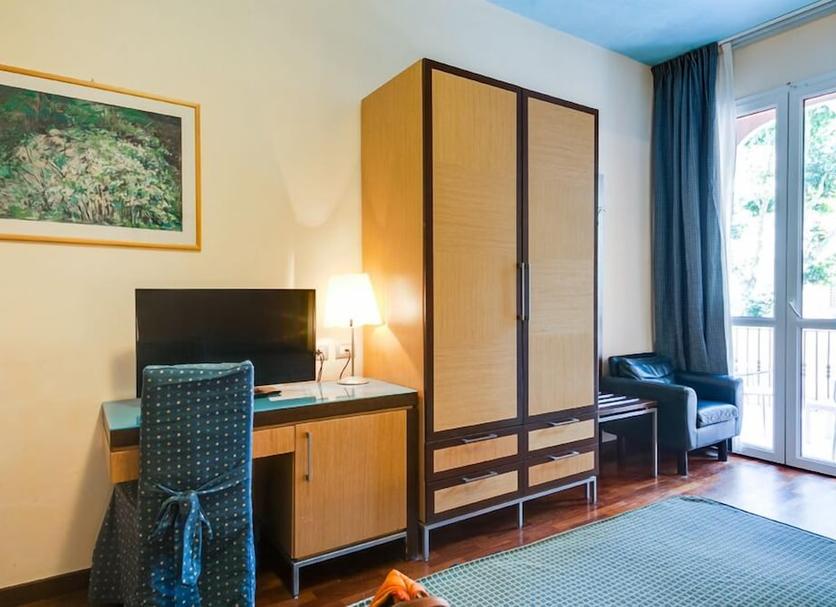 Comodidade do quarto Foto