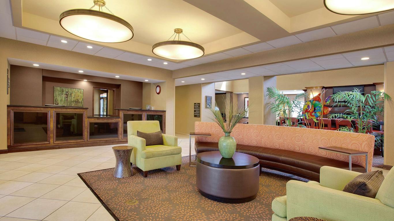 Homewood Suites by Hilton Tampa-Brandon