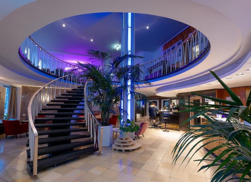 Hall Foto