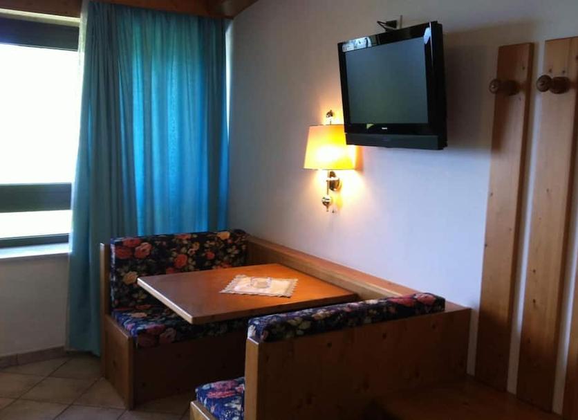 Comodidade do quarto Foto
