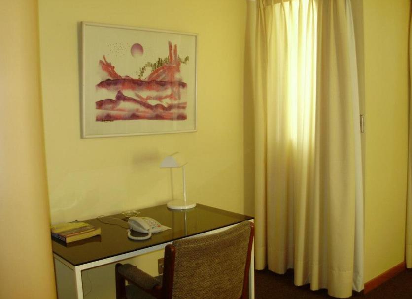 Comodidade do quarto Foto