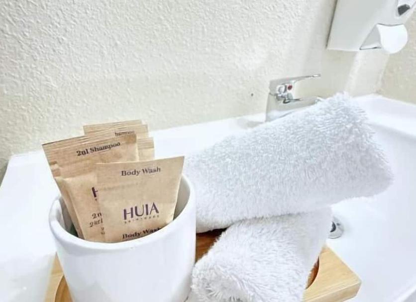 Comodidade do quarto Foto