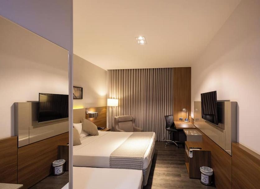 Quarto Foto