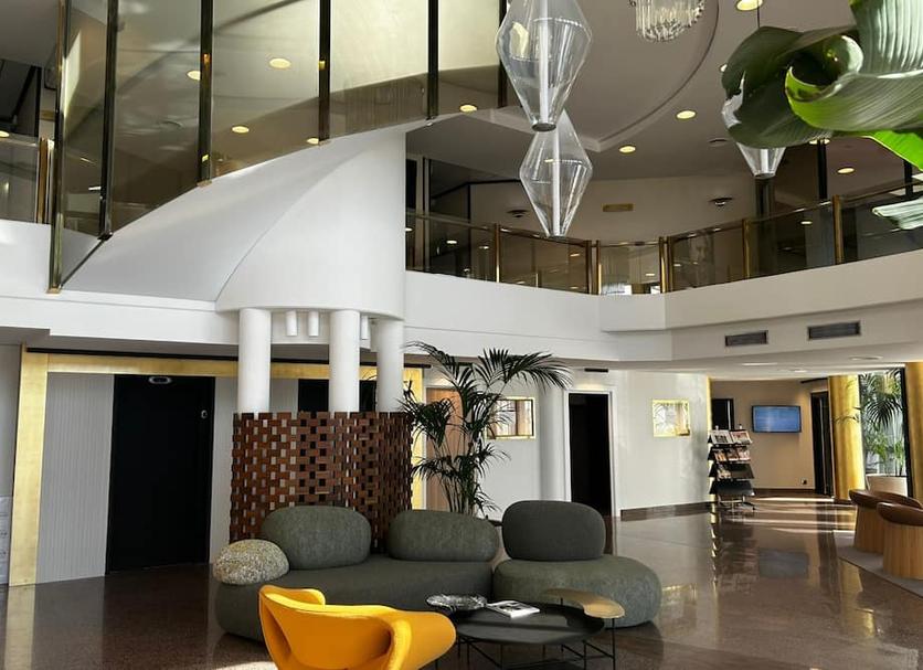 Hall Foto