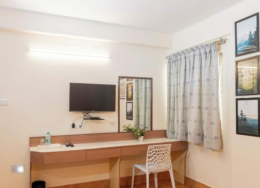 Comodidade do quarto Foto