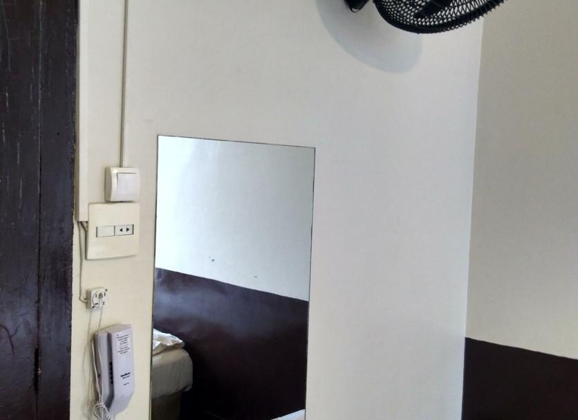 Comodidade do quarto Foto