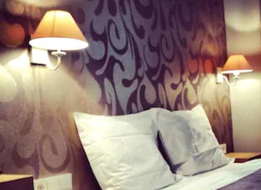Comodidade do quarto Foto
