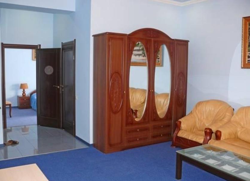 Comodidade do quarto Foto