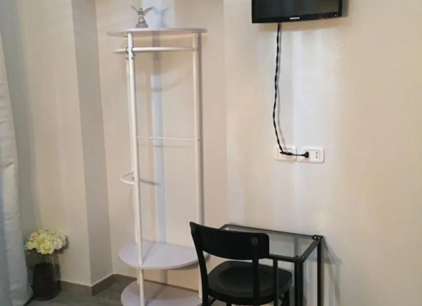 Comodidade do quarto Foto