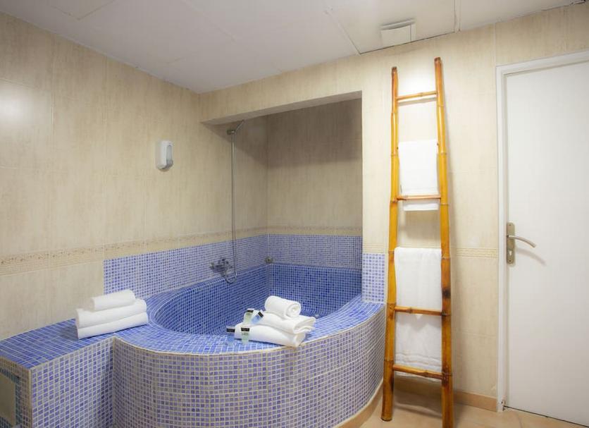 SPA Foto