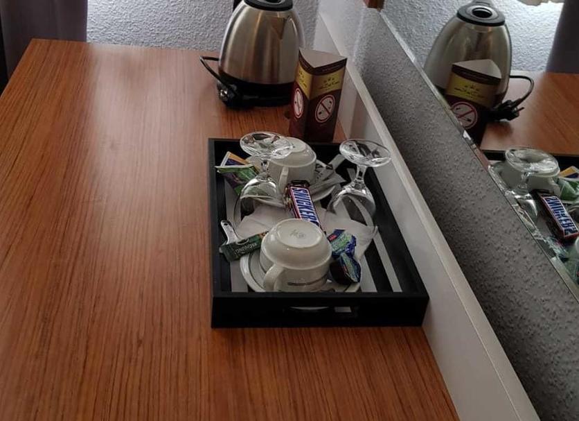 Comodidade do quarto Foto