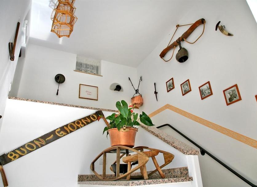 Comodidade do quarto Foto