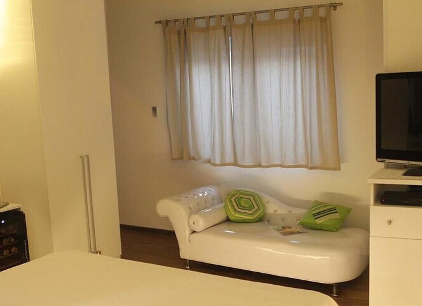 Comodidade do quarto Foto