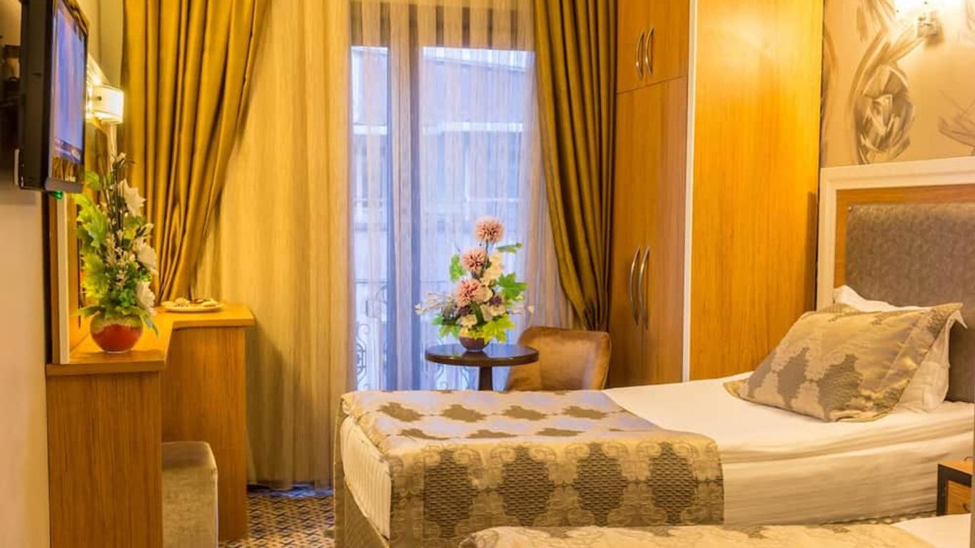 Grand Rosa Hotel