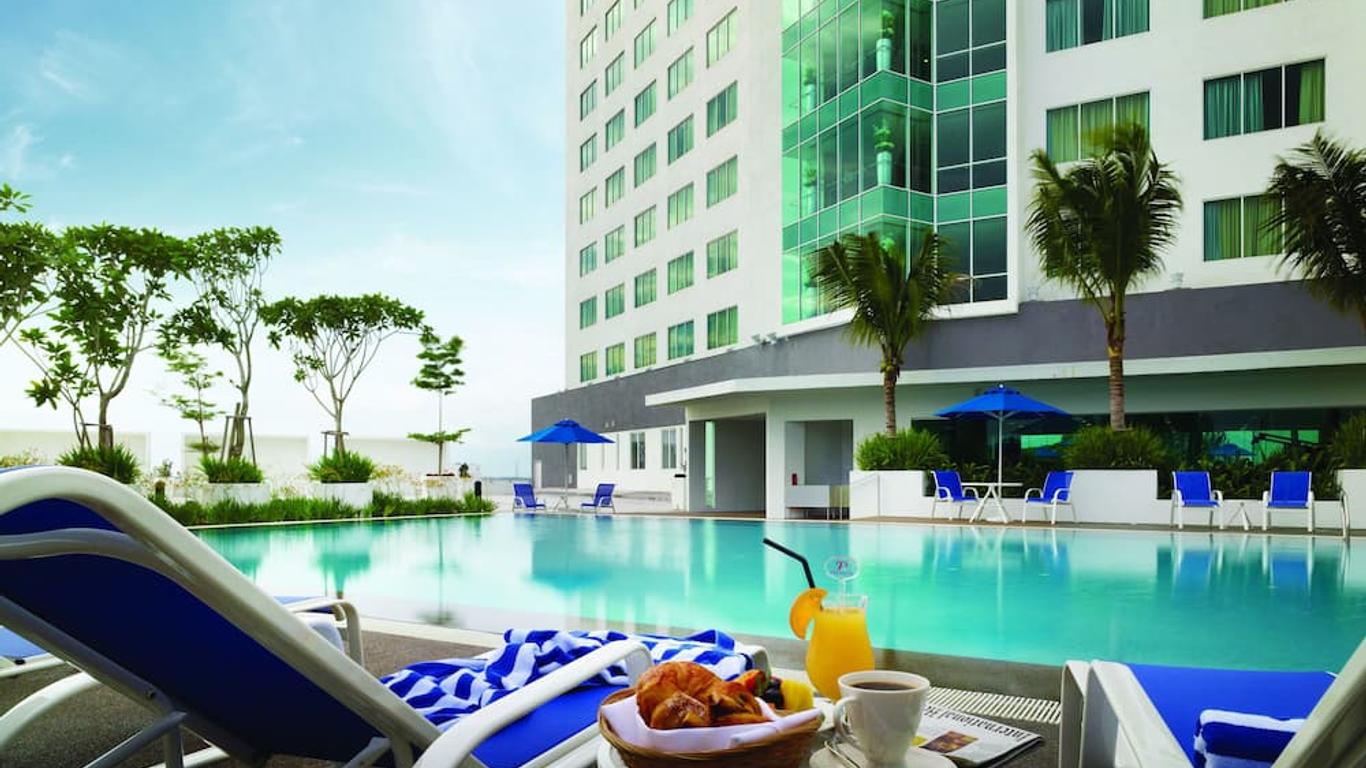 Premiere Hotel