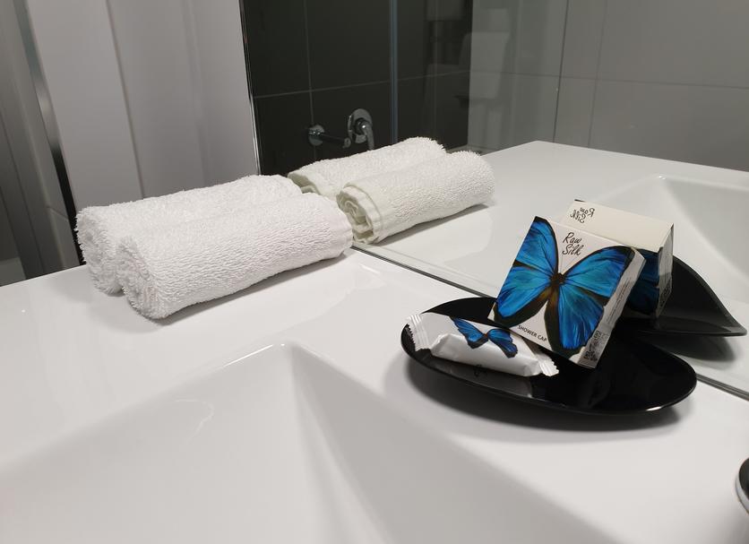 Comodidade do quarto Foto