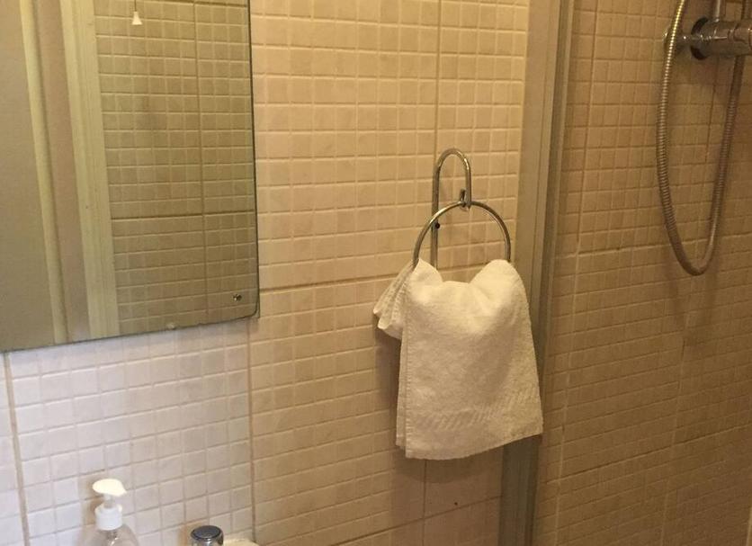 Comodidade do quarto Foto
