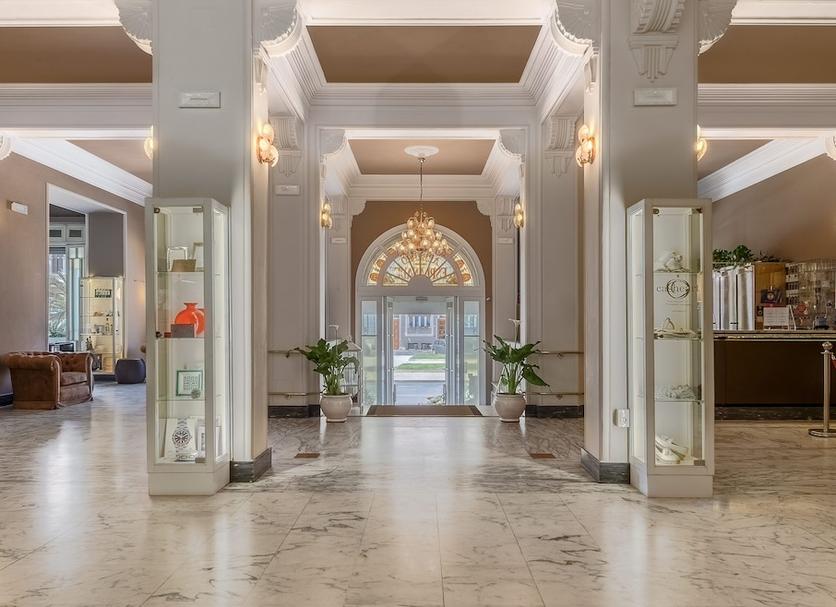 Hall Foto