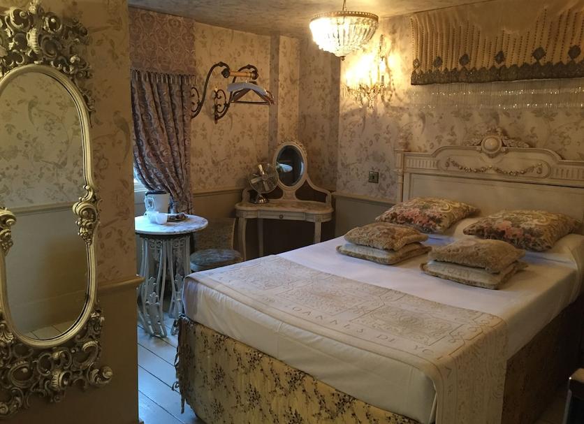 Quarto Foto