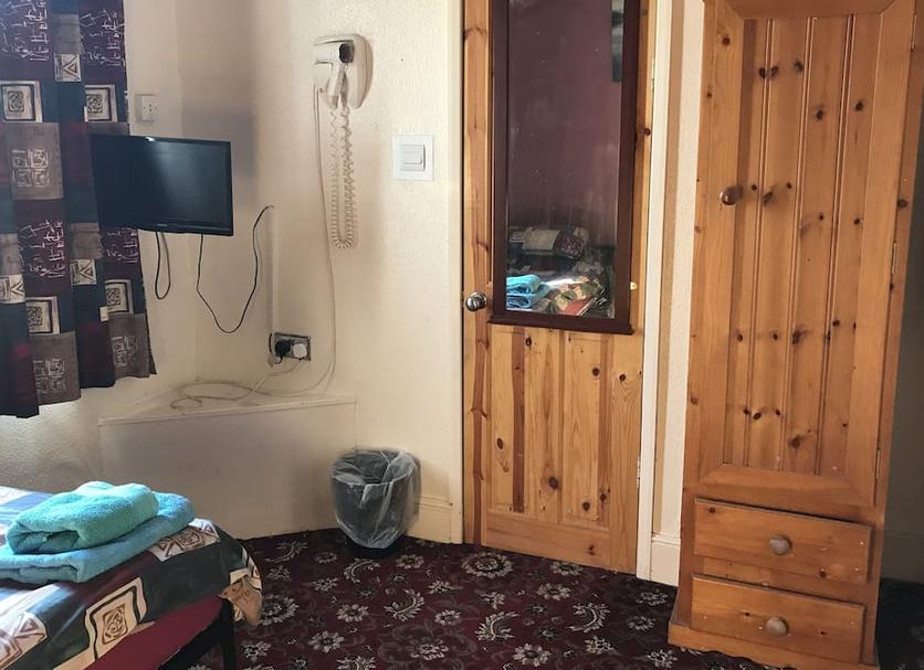 Comodidade do quarto Foto