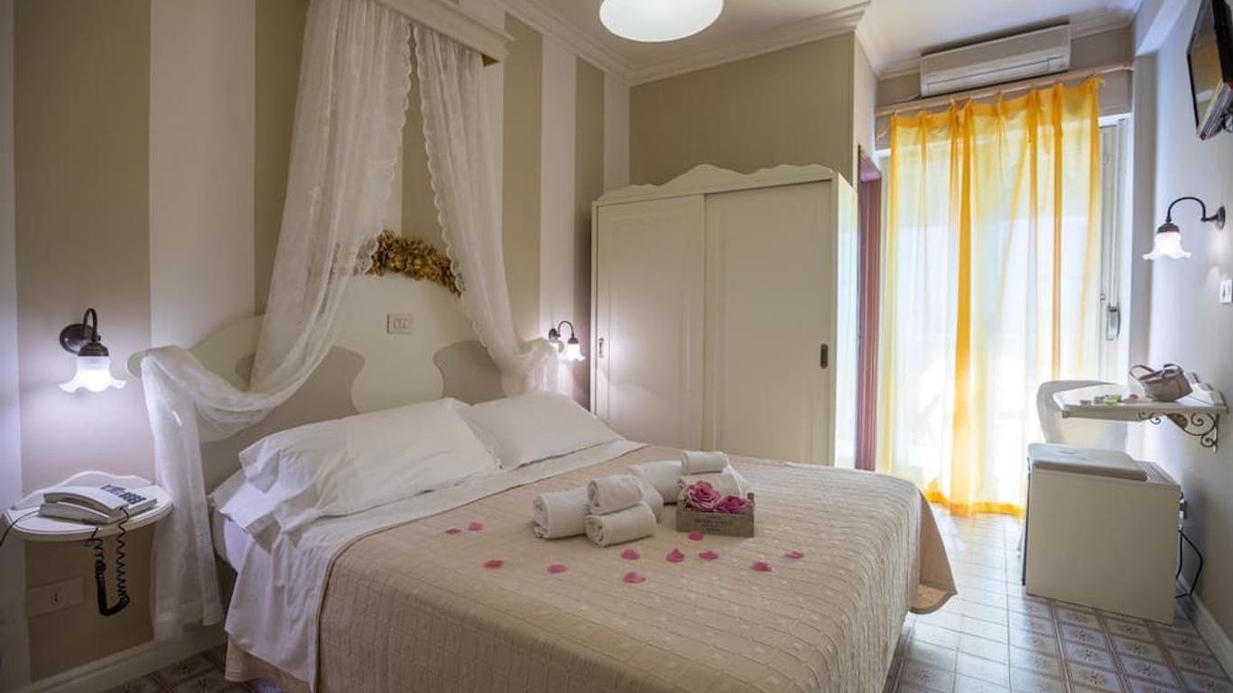 Hotel Mocambo piscina e spiaggia