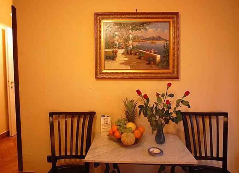 Comodidade do quarto Foto