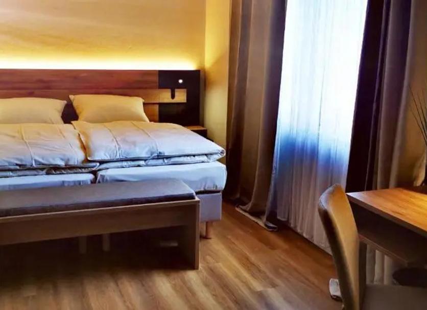 Quarto Foto