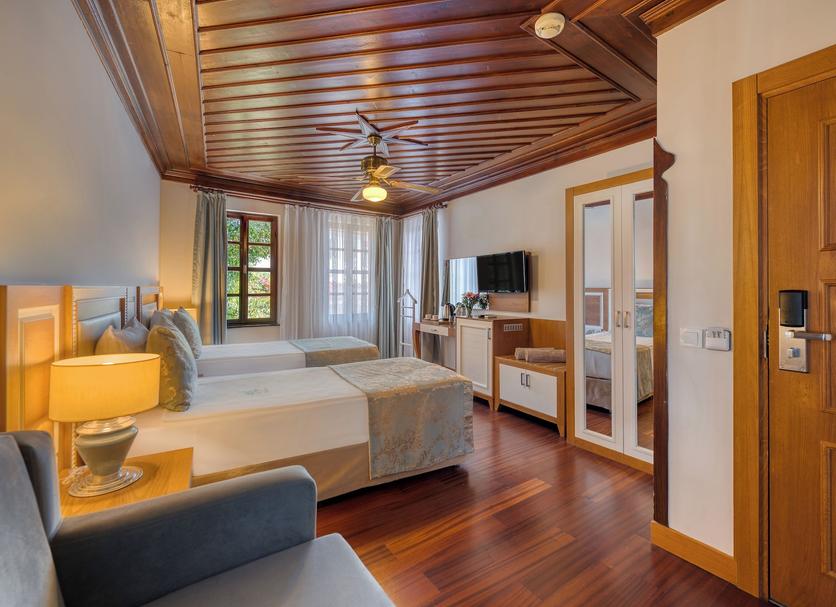 Quarto Foto