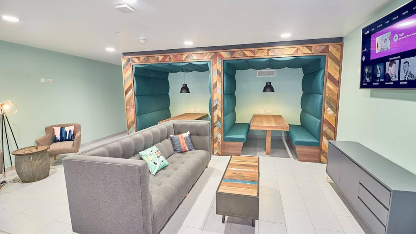 Destiny Student - Meadow Court