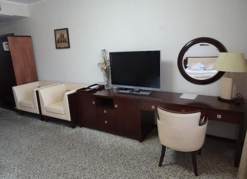 Comodidade do quarto Foto