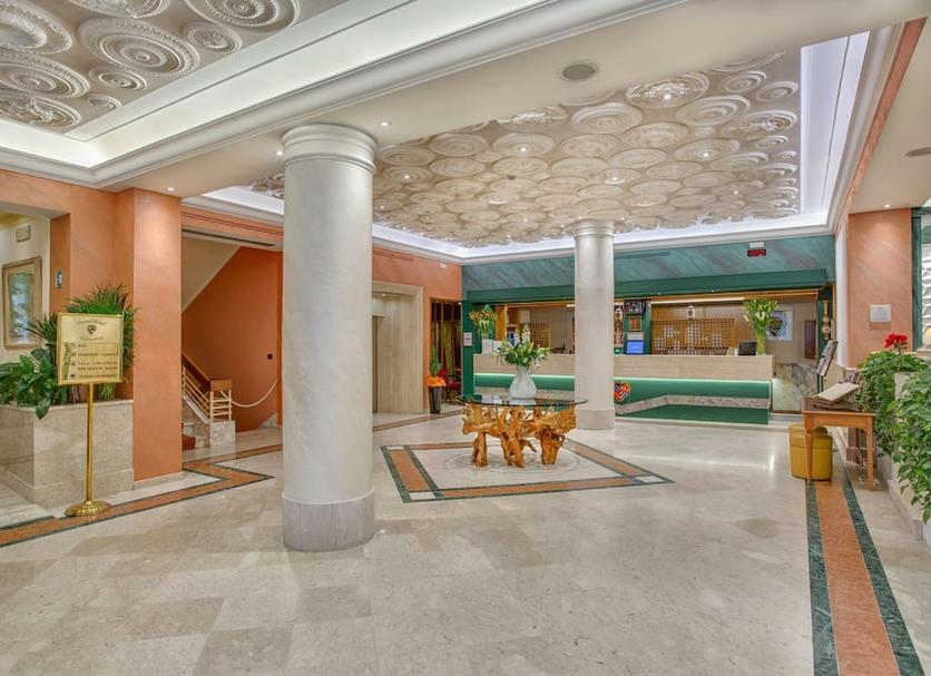 Hall Foto