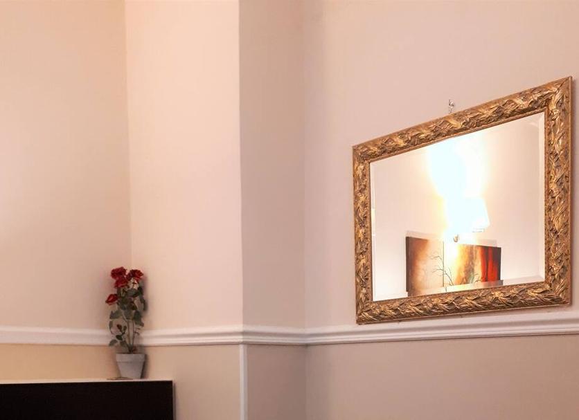 Comodidade do quarto Foto