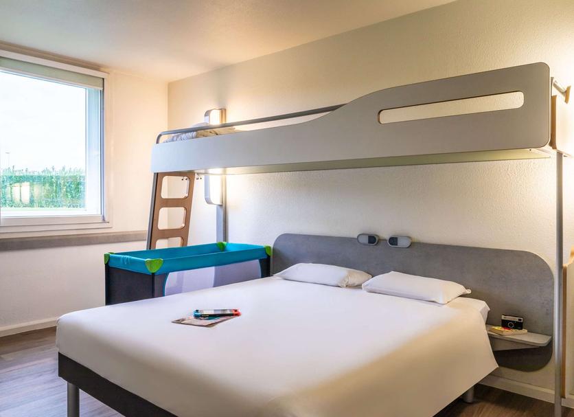 Quarto Foto